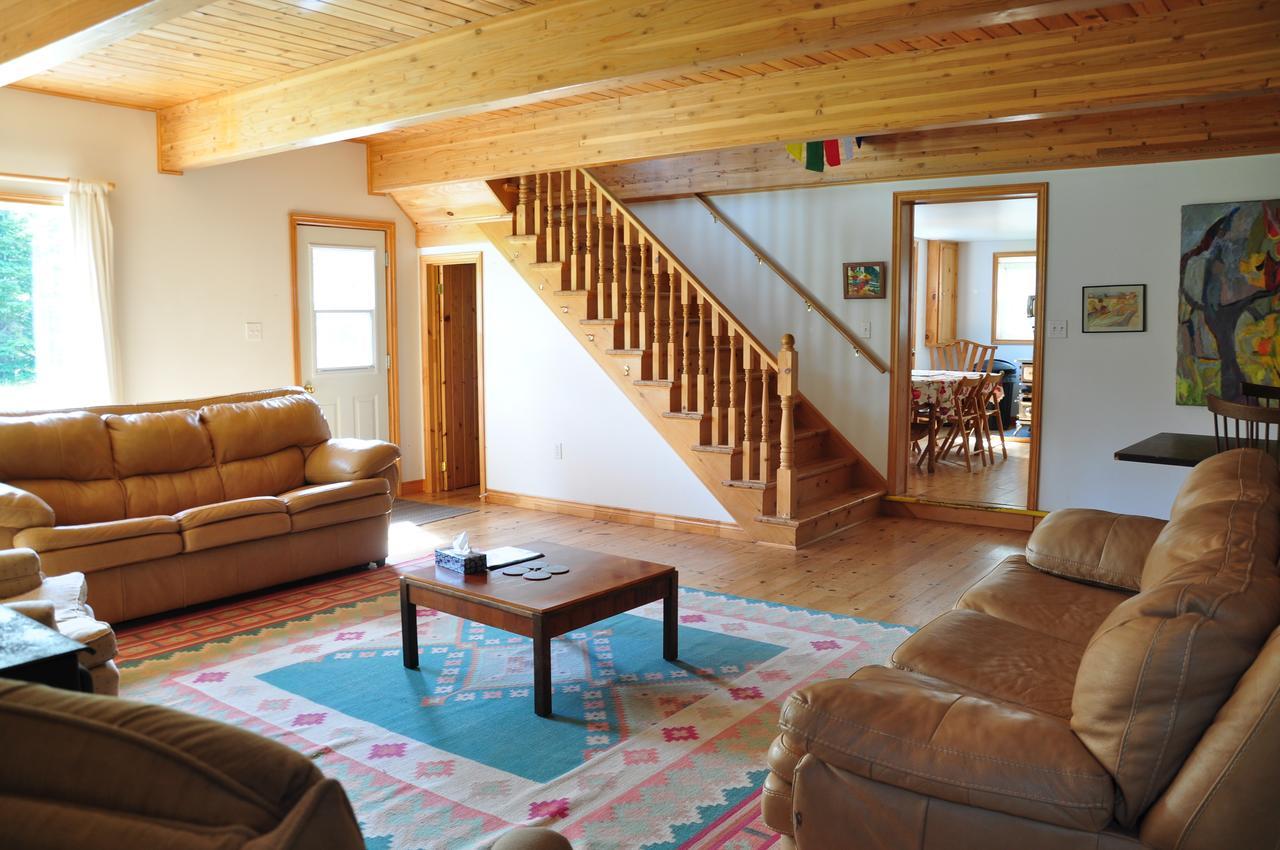 Breton Cove Farmhouse Guest House Indian Brook ภายนอก รูปภาพ