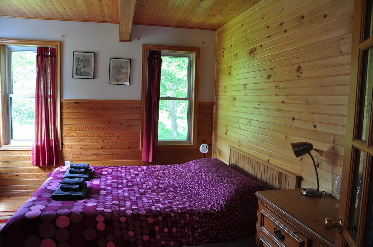 Breton Cove Farmhouse Guest House Indian Brook ภายนอก รูปภาพ